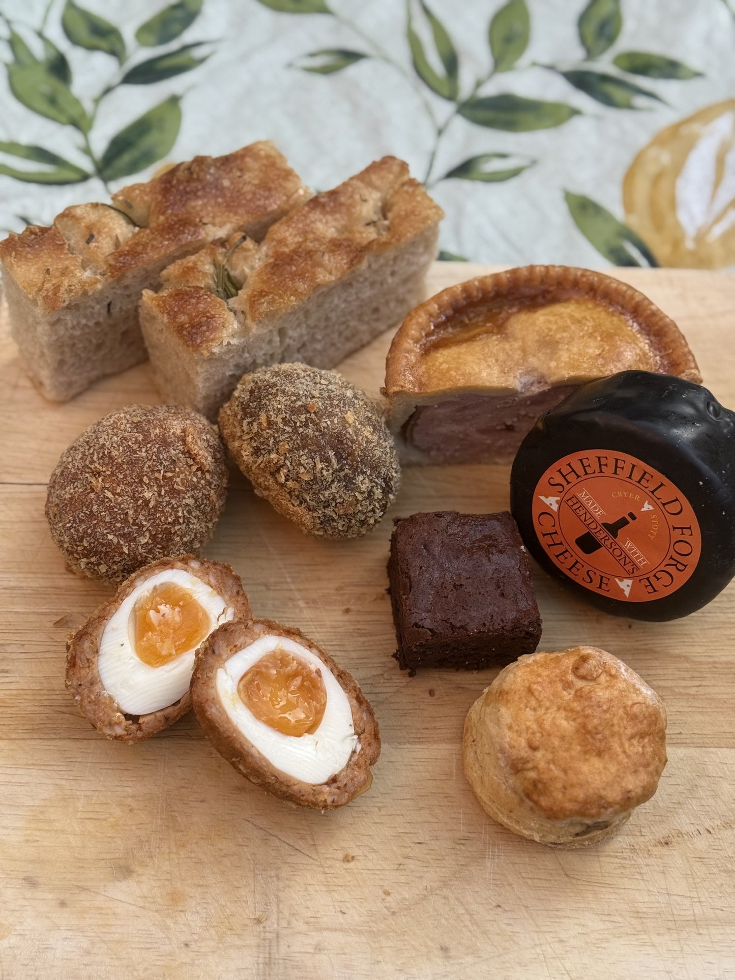 Cheggnic - NOT your average Picnic Box (Medium)